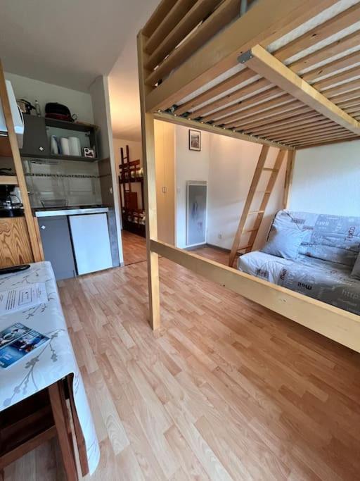 Apartment Au Pied Des Pistes